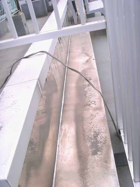 雨漏りシール工事