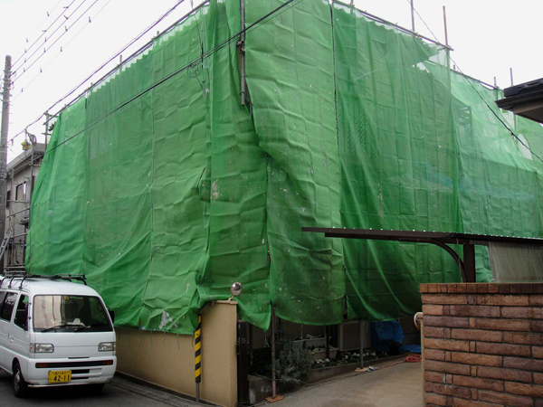 足場 シート貼り 完了