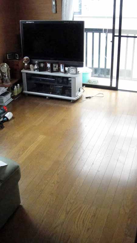 既存の洋間フローリング状態