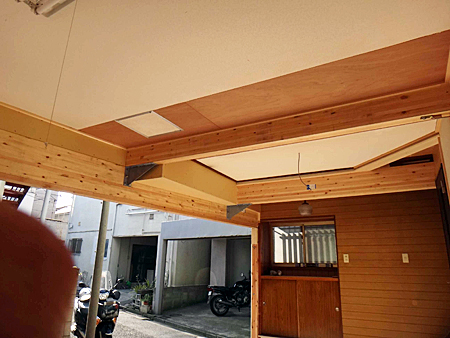 室内の梁