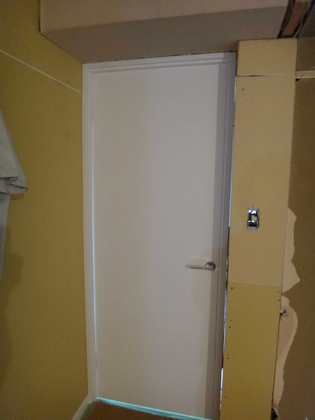 建具吊り込み完了