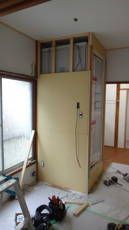 クロス下地のボード貼り