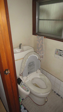 トイレリフォーム前
