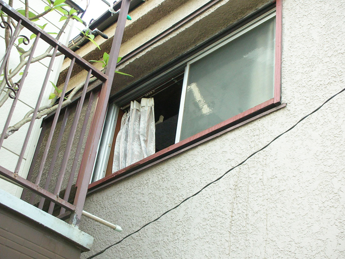 リフォーム前の雨戸敷居