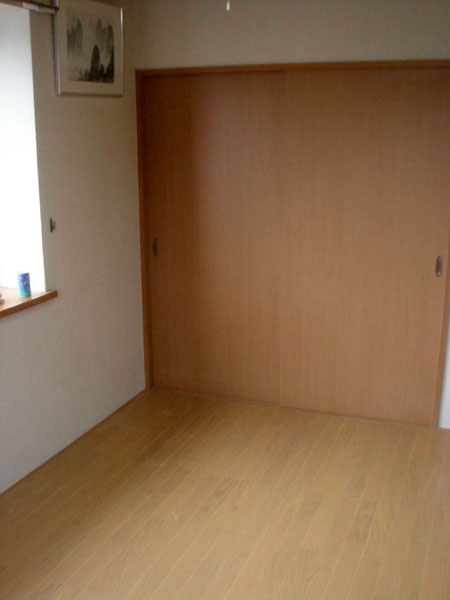 和風住宅 自然素材住宅の鳥海工務店:大田区O様邸建具は先行して1日前に交換しました