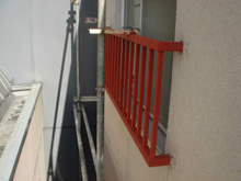 外装リフォーム:東京都大田区蒲田T様邸・窓手すり錆止め塗装