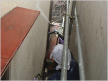 和風住宅 自然素材 住宅の鳥海工務店・2階建て住宅:大田区S様邸 高圧洗浄中2