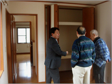 和風住宅 自然素材 住宅の鳥海工務店・２階建て住宅：大田区現場見学会の様子３